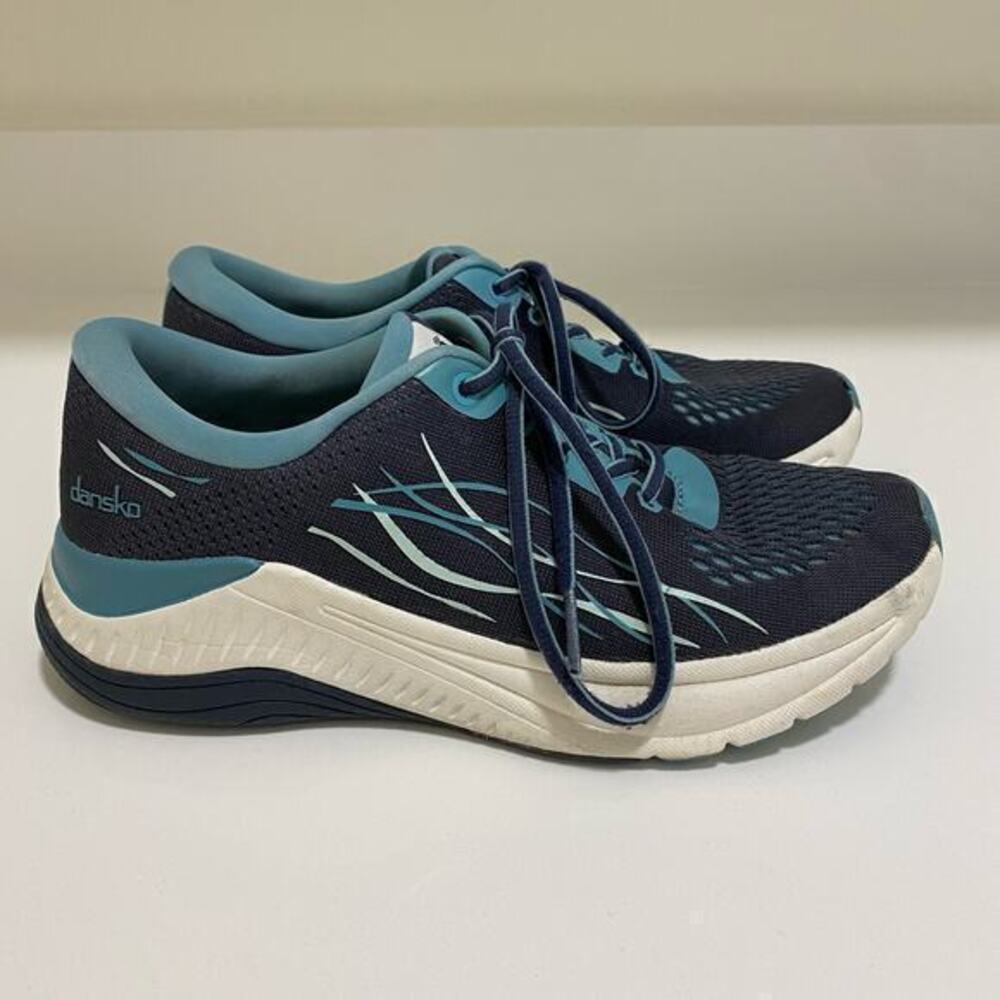 Dansko Pace Sneakers blue size 5.5/ 6